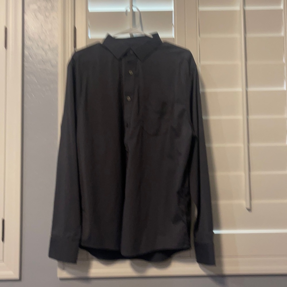 Untuckit Long Sleeve XLarge